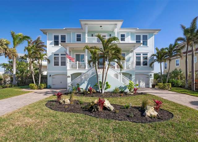 Property at 718 Key Royale Dr, Holmes Beach, FL 34217, 4 beds, 3.5 baths