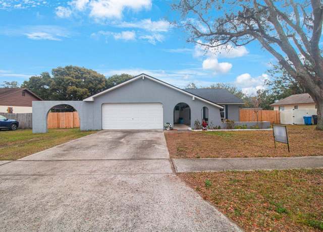 Property at 1009 Black Knight Dr, Valrico, FL 33594, 3 beds, 2 baths