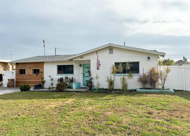 Property at 428 45th Ave N, St Petersburg, FL 33703, 4 beds, 3 baths