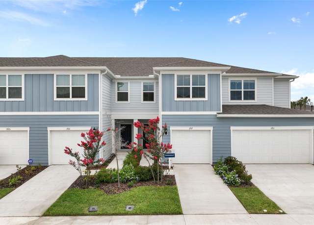 Property at 2570 Winsome Way, Davenport, FL 33896, 3 beds, 2.5 baths