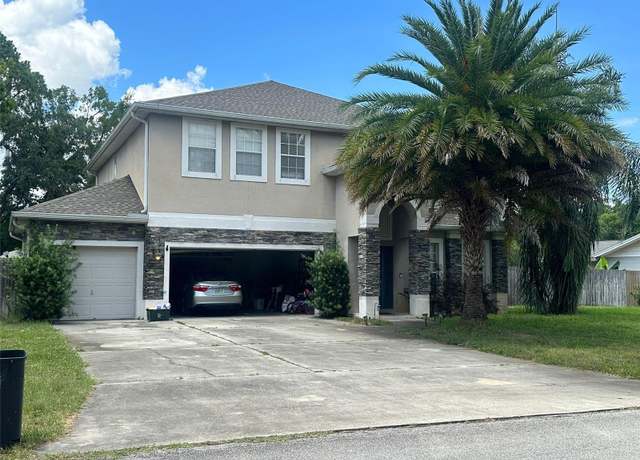 Property at 860 Charlotte St, Longwood, FL 32750, 4 beds, 3.5 baths