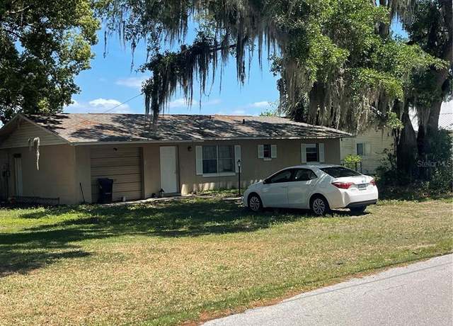 Property at 10955 SE Timucuan Rd, Summerfield, FL 34491, 2 beds, 2 baths