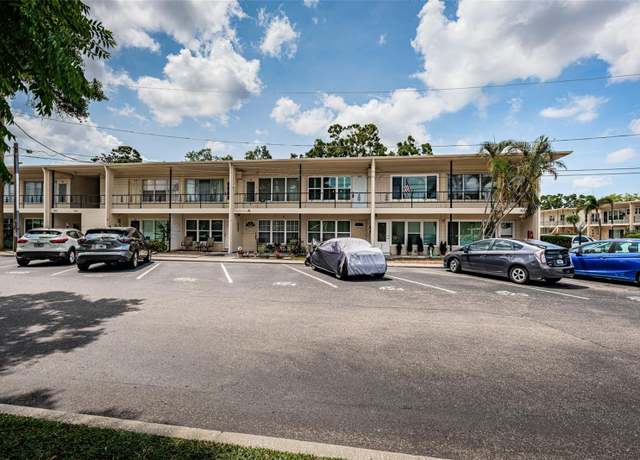 Property at 5694 40th Ter N #423, Kenneth City, FL 33709, 1 bed, 1 bath