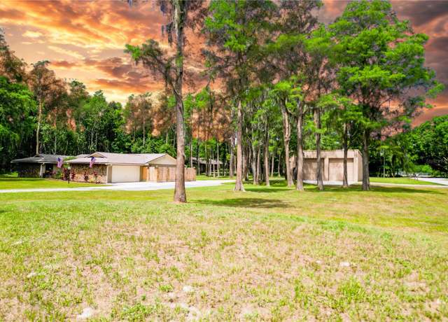 Property at 1025 Reading Rd, Lutz, FL 33558, 3 beds, 2 baths