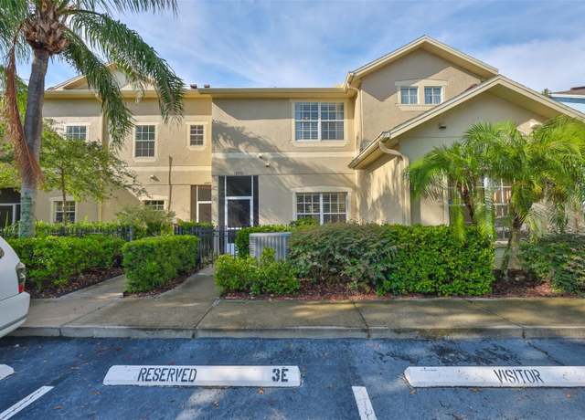 Property at 10951 Winter Crest Dr, Riverview, FL 33569, 2 beds, 2.5 baths