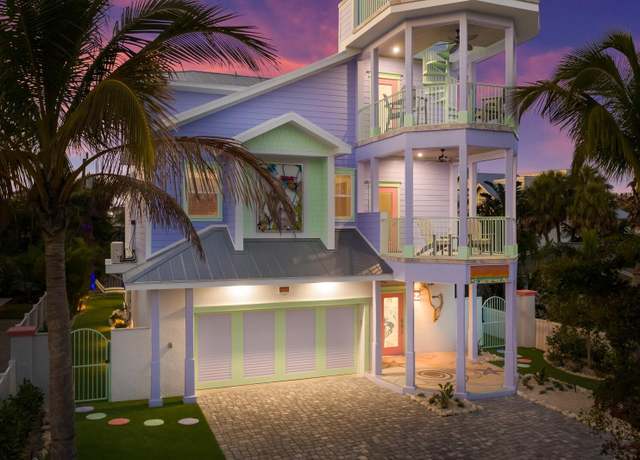 Property at 112 Mangrove Ave, Anna Maria, FL 34216, 4 beds, 4.5 baths