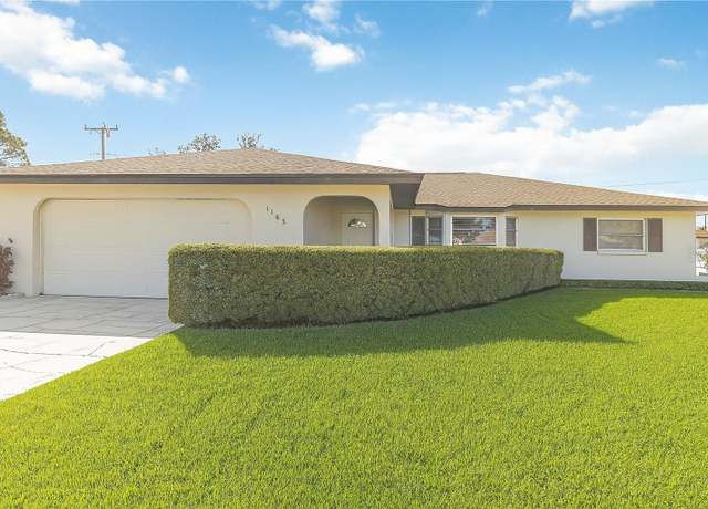 Property at 1163 Nantucket Rd, Venice, FL 34293, 3 beds, 2 baths