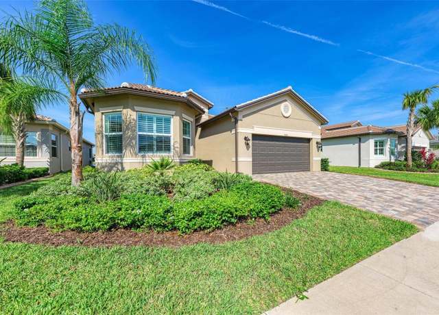 Property at 15525 Corona Del Mar Dr, Wimauma, FL 33598, 3 beds, 2.5 baths