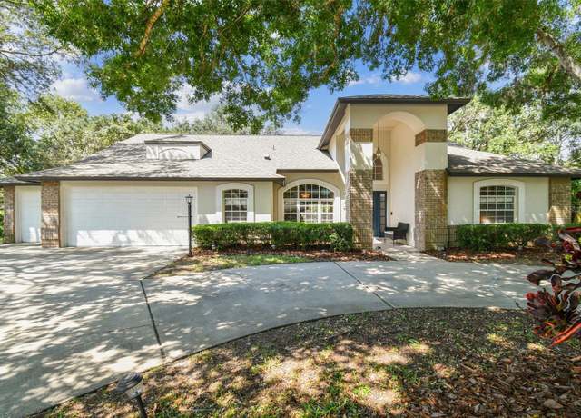 Property at 17904 Singing Wood Pl, Lutz, FL 33548, 5 beds, 3 baths
