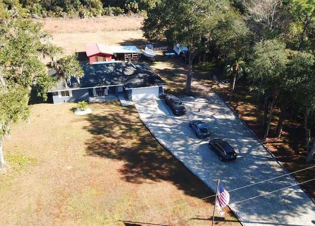 Property at 7725 N Forsythia Way, Crystal River, FL 34428, 3 beds, 2 baths