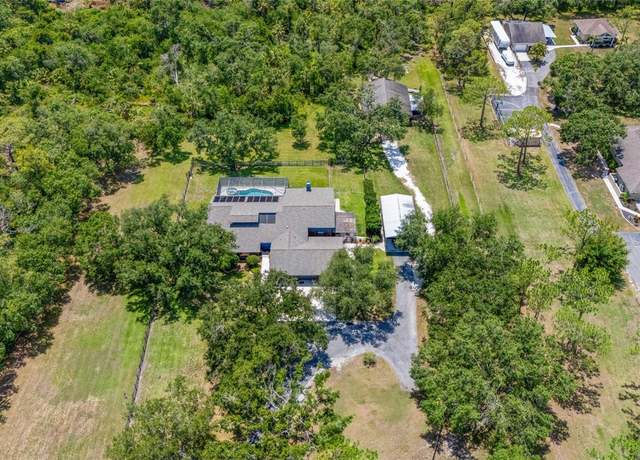 Property at 140 Cowpen Ln, Sarasota, FL 34240, 3 beds, 3 baths