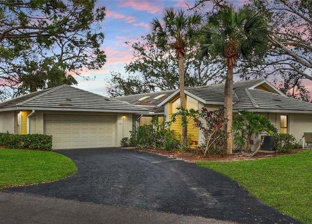 Property at 238 Southampton Dr #319, Venice, FL 34293, 3 beds, 2 baths