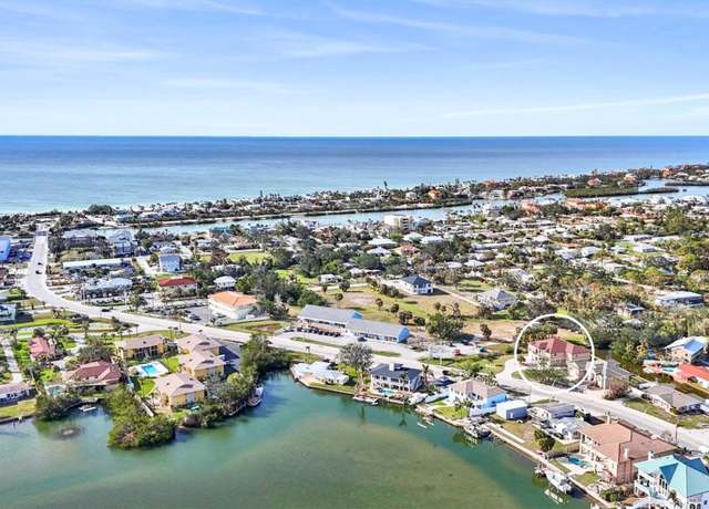 Property at 710 Albee Rd W, Nokomis, FL 34275, 4 beds, 3.5 baths