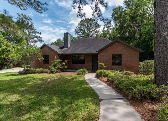 Property at 5995 SW 21st Avenue Rd, Ocala, FL 34471, 2 beds, 2.5 baths