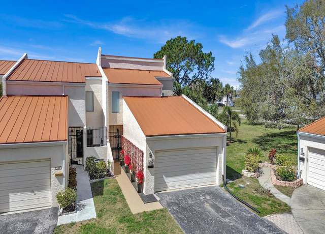 Property at 4312 Sunray Ct #36, Tampa, FL 33615, 2 beds, 2.5 baths