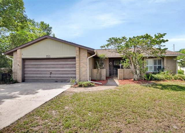 Property at 953 Tulip St, Deltona, FL 32725, 3 beds, 2 baths