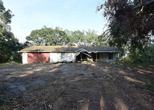 Property at 7610 Anna Ave, Gibsonton, FL 33534, 3 beds, 2 baths