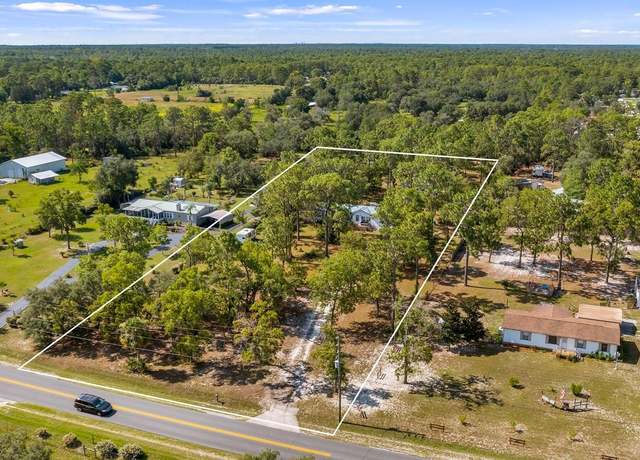 Property at 6486 W Oaklawn St, Homosassa, FL 34446, 3 beds, 2 baths