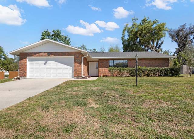 Property at 4541 SW 44th Ln, Ocala, FL 34474, 2 beds, 2 baths