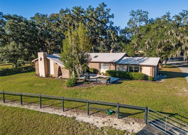 Property at 7563 NW 21st St, Ocala, FL 34482, 3 beds, 2 baths
