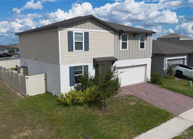 Property at 953 Cambridge Dr, Winter Haven, FL 33881, 4 beds, 2.5 baths