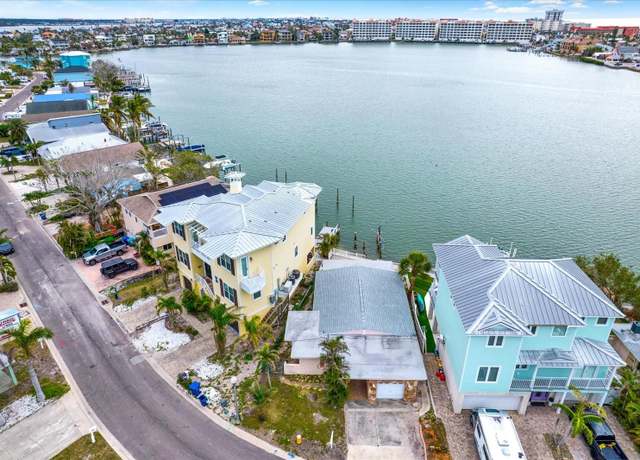 Property at 501 180th Ave E, Redington Shores, FL 33708, 2 beds, 2 baths