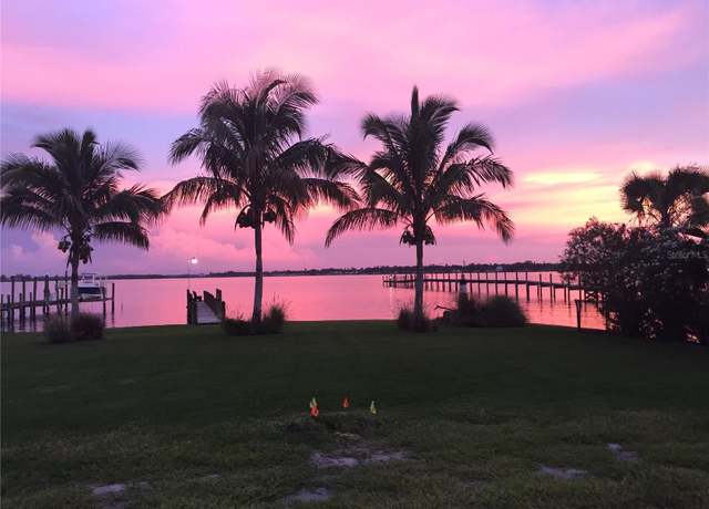 Property at 355 Shore Dr, Ellenton, FL 34222, 3 beds, 2 baths