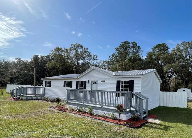 Property at 7612 Glen Meadow Dr, Lakeland, FL 33810, 3 beds, 2 baths