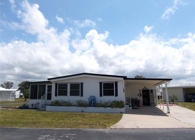 Property at 542 Walnut Cir, Venice, FL 34285, 2 beds, 2 baths