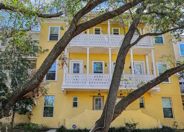 Property at 958 Sombra St, Tampa, FL 33619, 3 beds, 3.5 baths