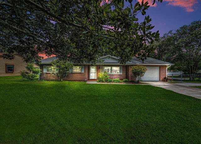 Property at 607 Spring Blossom Ct, Brandon, FL 33511, 2 beds, 2 baths