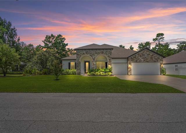 Property at 92 Grass St, Homosassa, FL 34446, 4 beds, 3 baths