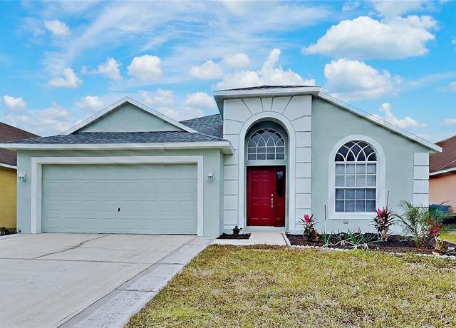 Property at 29325 Birds Eye Dr, Wesley Chapel, FL 33543, 4 beds, 2 baths