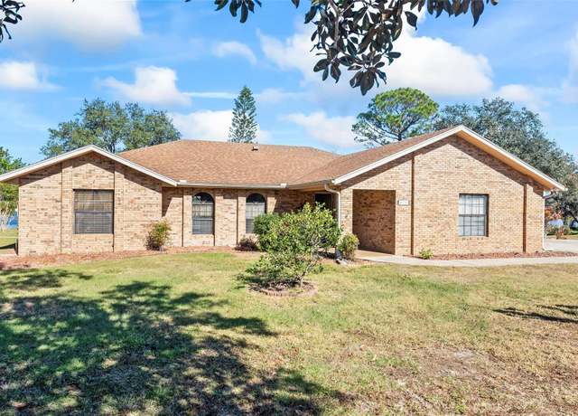 Property at 2332 Salem Dr, Deltona, FL 32738, 3 beds, 2 baths