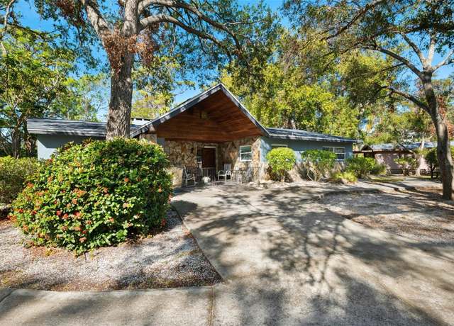 Property at 7600 138th St, Seminole, FL 33776, 4 beds, 3.5 baths