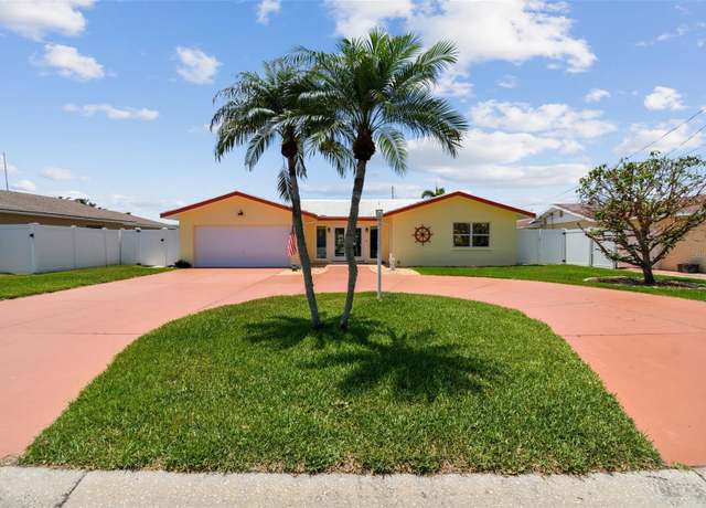 Property at 4829 Commonwealth Rd, Palmetto, FL 34221, 3 beds, 2 baths