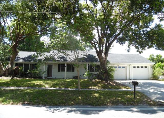 Property at 40 N Triplet Lake Dr, Casselberry, FL 32707, 3 beds, 2 baths