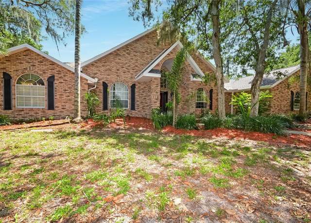 Property at 682 Ferncliff Dr, Port Orange, FL 32127, 4 beds, 4 baths