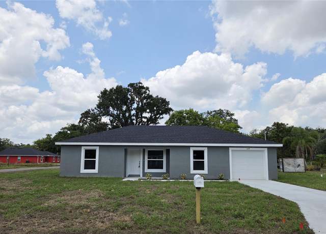 Property at 628 SE Pine Ave, Fort Meade, FL 33841, 3 beds, 2 baths