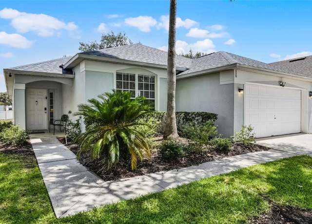 Property at 339 Holborn Loop, Davenport, FL 33897, 4 beds, 3 baths