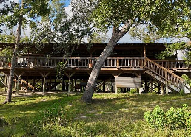 Property at 4008 SW 77th Blvd, Jasper, FL 32052, 2 beds, 2 baths