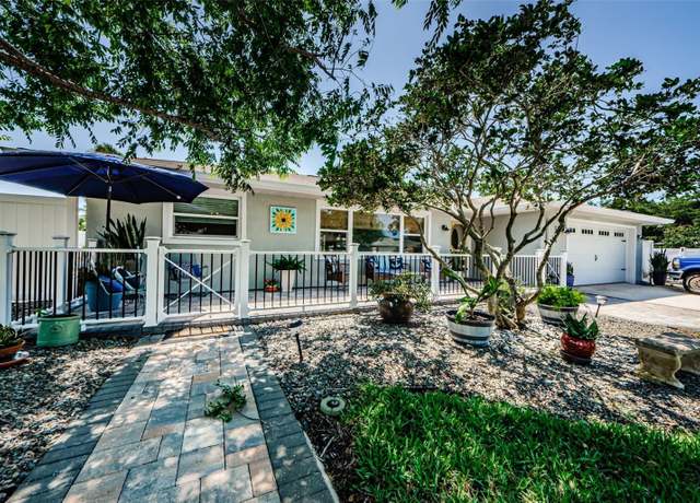 Property at 154 Sunshine Dr, Palm Harbor, FL 34684, 3 beds, 2 baths