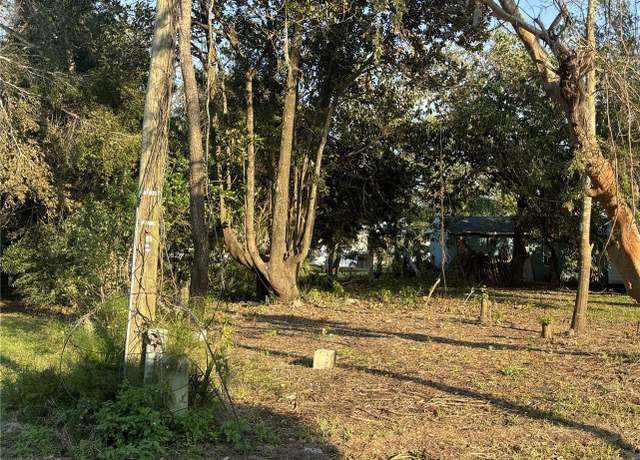 Property at 14530 6th St, Dade City, FL 33523