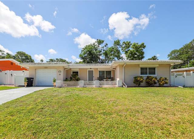 Property at 1445 Wilson Rd, Clearwater, FL 33755, 2 beds, 2 baths