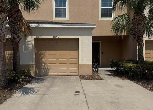 Property at 9833 Hound Chase Dr, Gibsonton, FL 33534, 3 beds, 2.5 baths