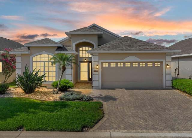 Property at 231 Lewis Dr, Davenport, FL 33837, 2 beds, 2 baths