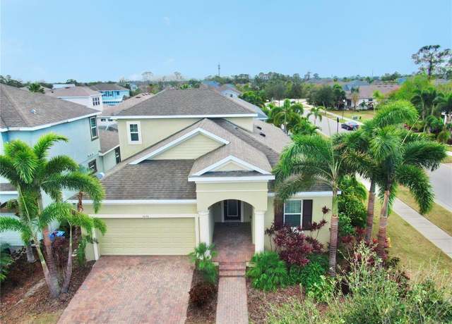 Property at 5230 Admiral Pointe Dr, Apollo Beach, FL 33572, 4 beds, 2 baths