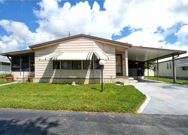 Property at 5707 45th St E #9, Bradenton, FL 34203, 2 beds, 2 baths
