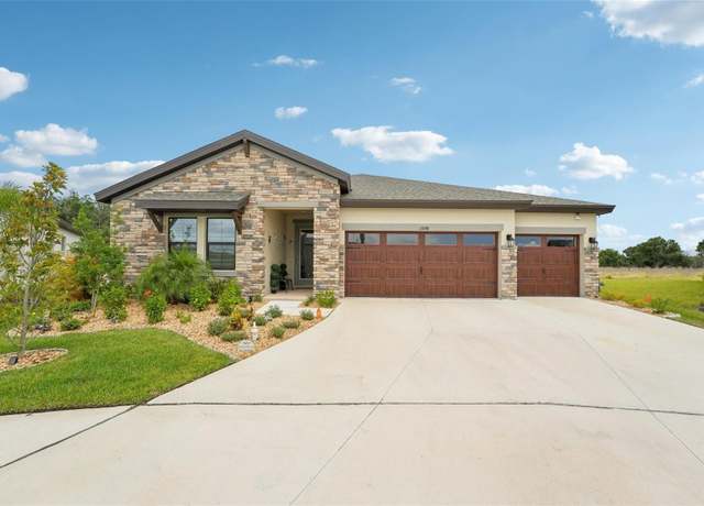 Property at 13098 Wellspring Dr, Lithia, FL 33547, 4 beds, 3 baths