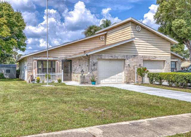 Property at 204 Shangri LA Cir, Edgewater, FL 32132, 2 beds, 2 baths